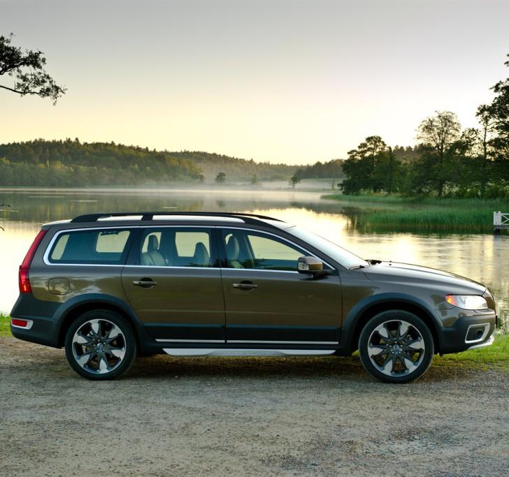Замена фонаря Volvo XC70