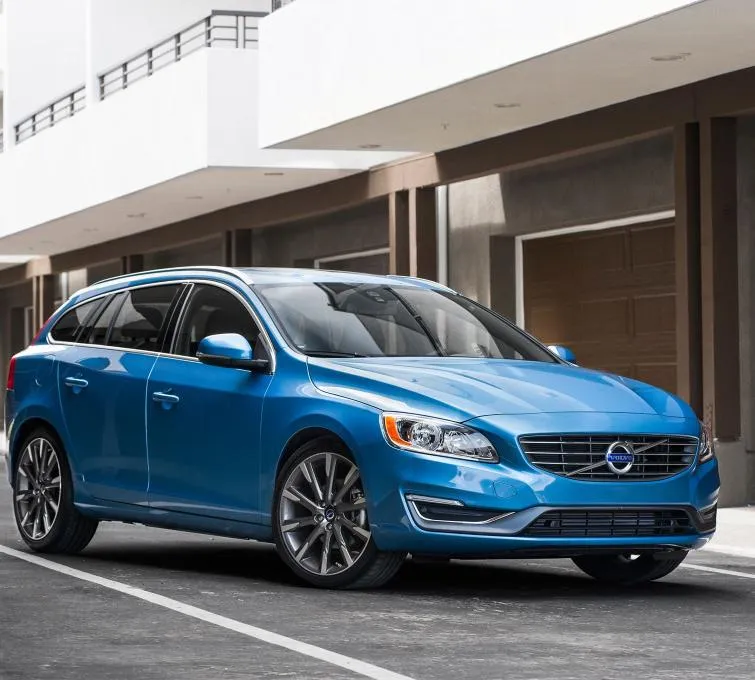 Логотип: Volvo V60 