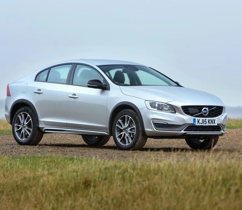 Логотип: Volvo S60 Cross Country 
