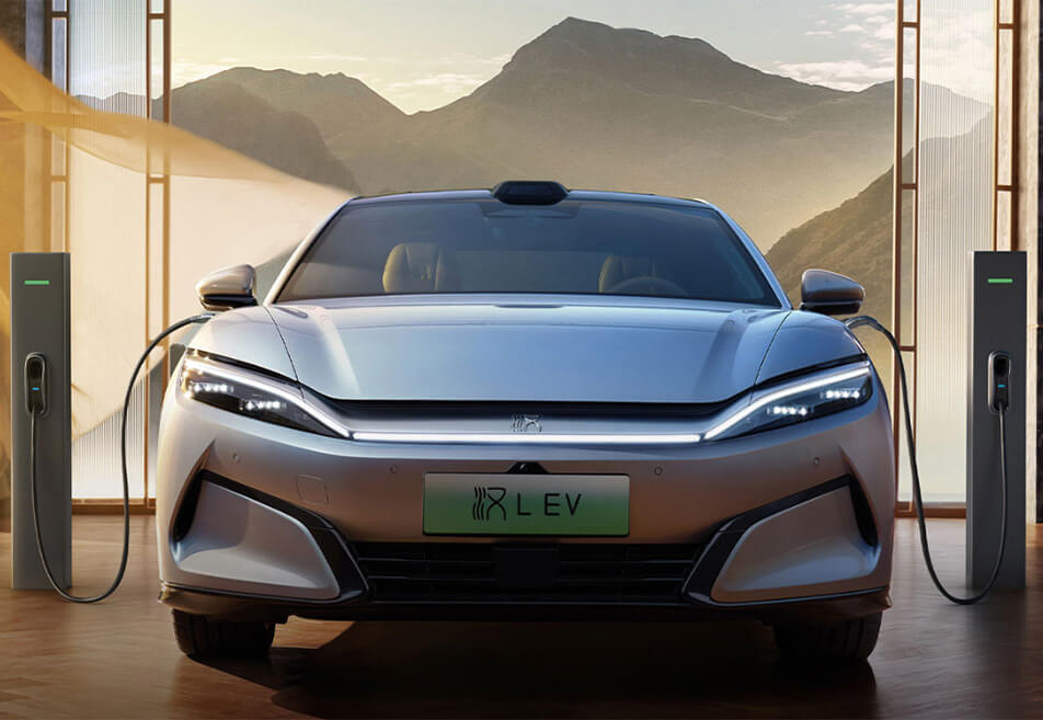 Быстрая зарядка BYD