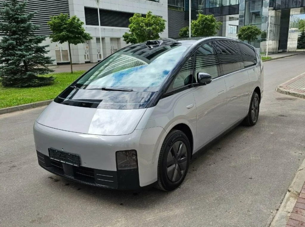 Полноприводный Li Mega