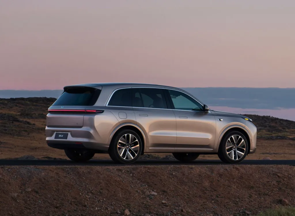 Логотип: Диагностика и ремонт адаптивного круиз контроля LiXiang L8 