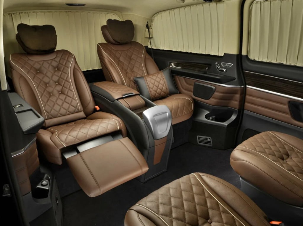Салон Mercedes-Benz