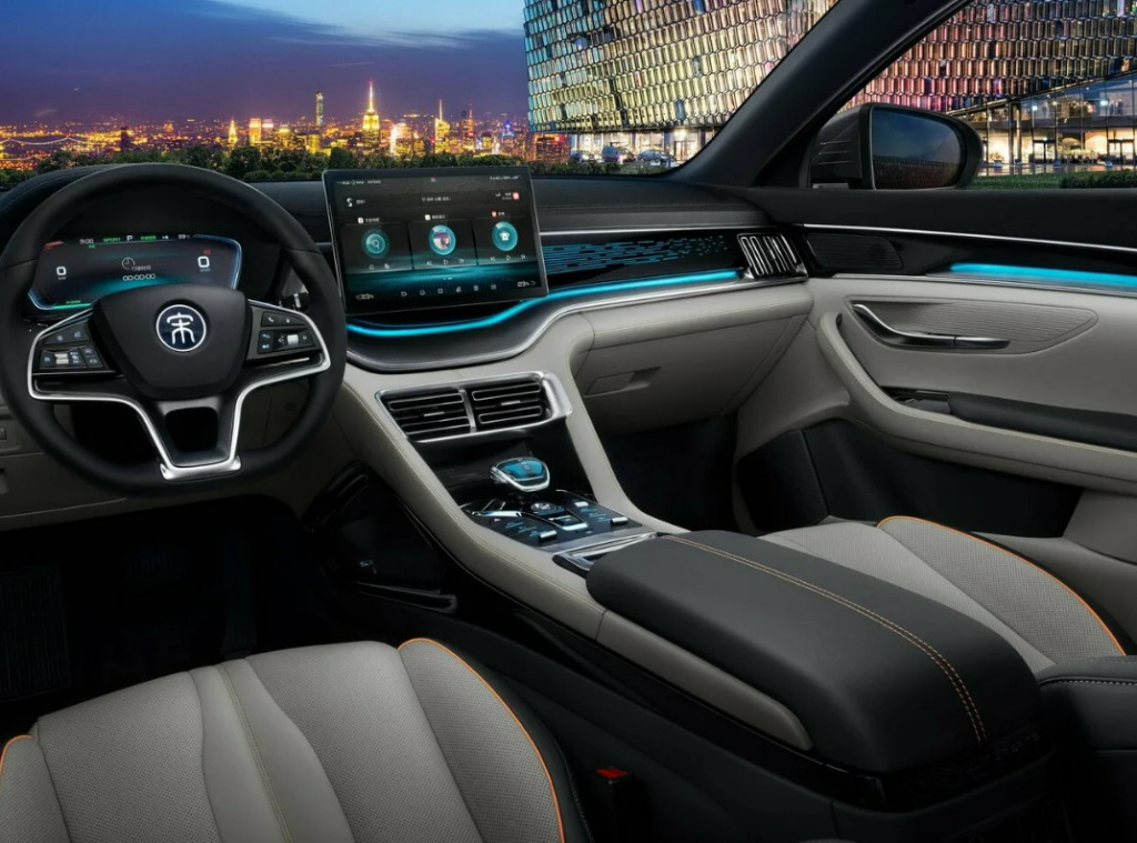 Салон Сонг Плюс Интерьер BYD Song PLUS
