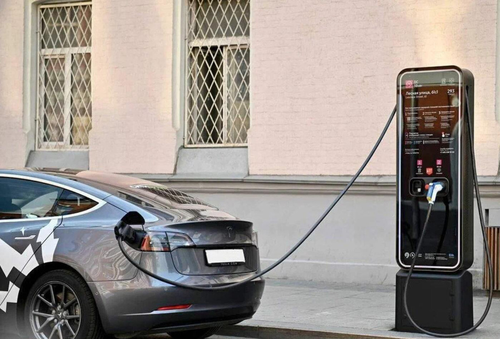 Публичная зарядка для электрокаров в Москве Зарядная станция в России