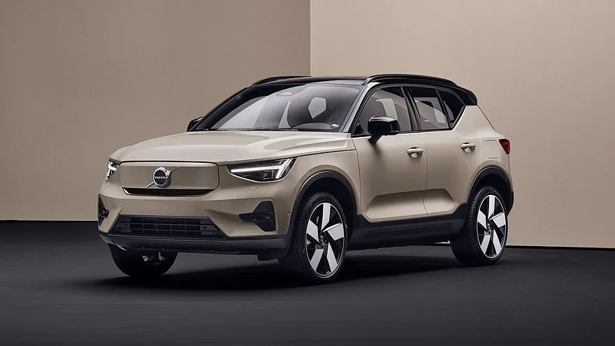 Логотип: Комплексное программное обслуживание Volvo EX40 