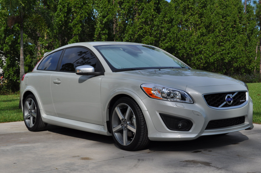 Логотип: Замена фары Volvo C30
