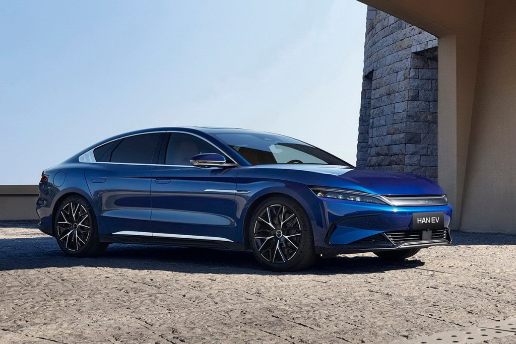 Электромобиль BYD Han с быстрой зарядкой и батареей Blade Battery