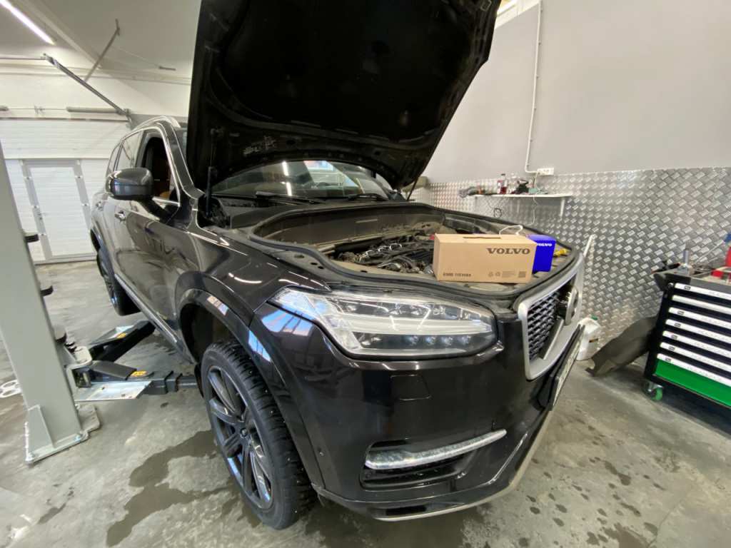 Плановое техническое обслуживание (ТО) Volvo C30 в сервисном центре