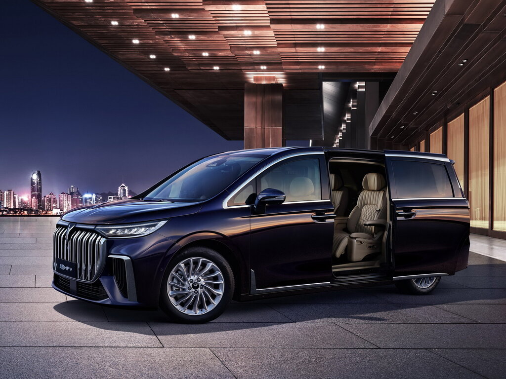 Фото автомобиля Voyah Dream Китайский минивэн Voyah Dream