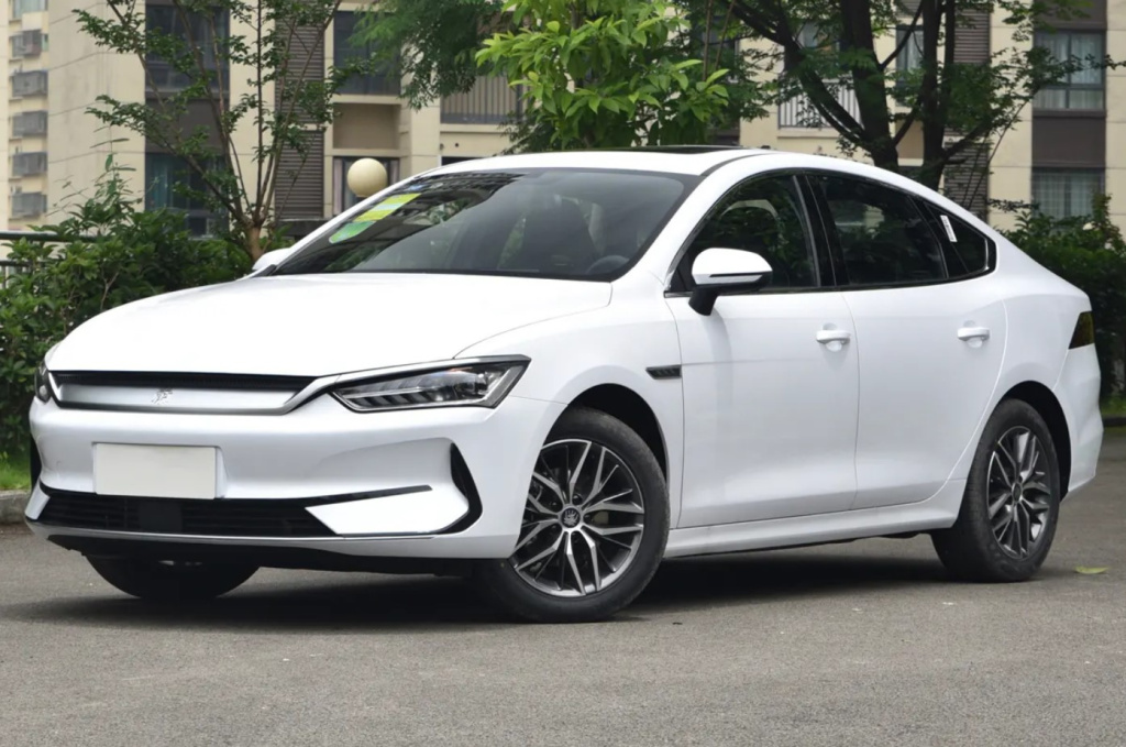 Электромобиль Qin Plus EV марки BYD Машина BYD Qin Plus